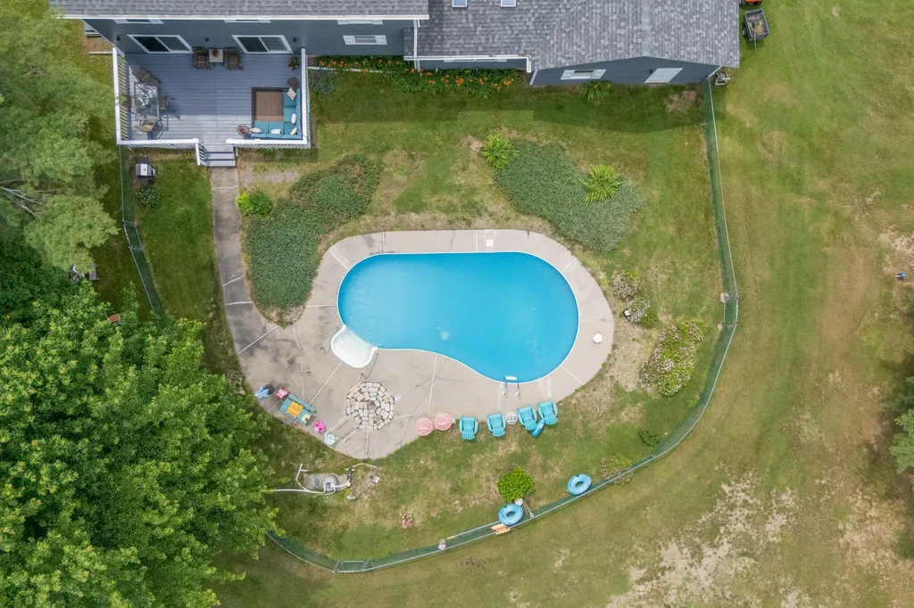 672 Park Street Livermore Falls ME 04254