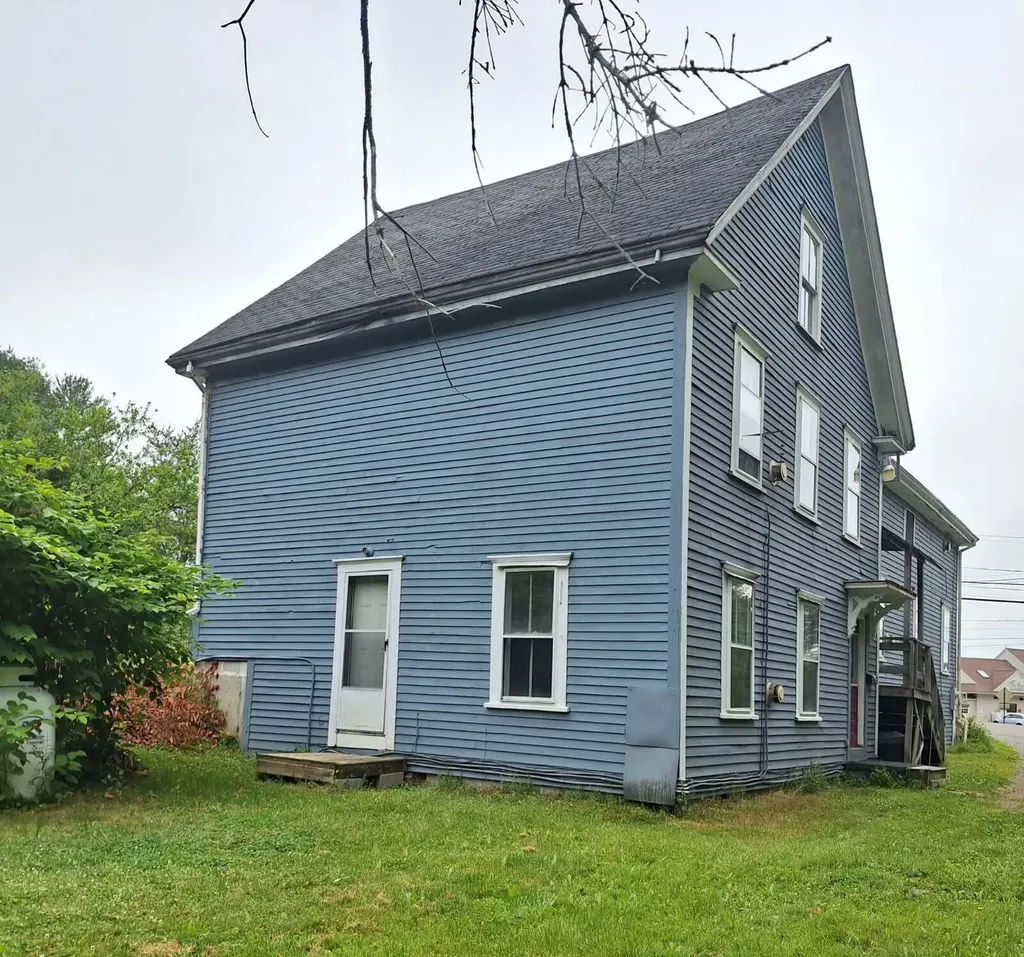 4 Whig Street Winterport ME 04496