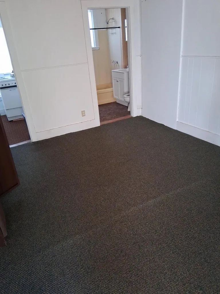4 Whig Street Winterport ME 04496