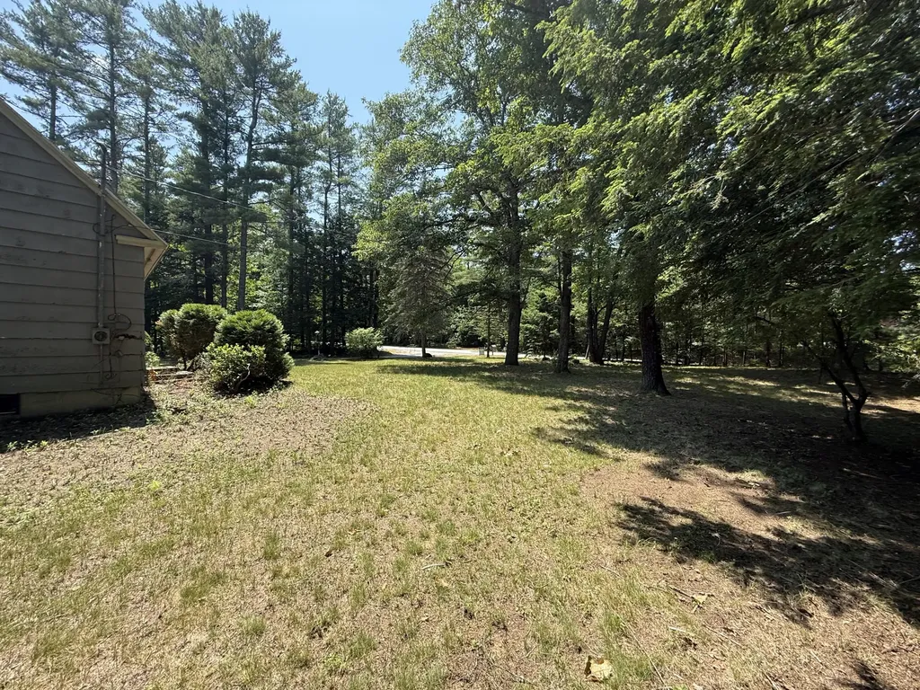 285 Manchester Road Standish ME 04085