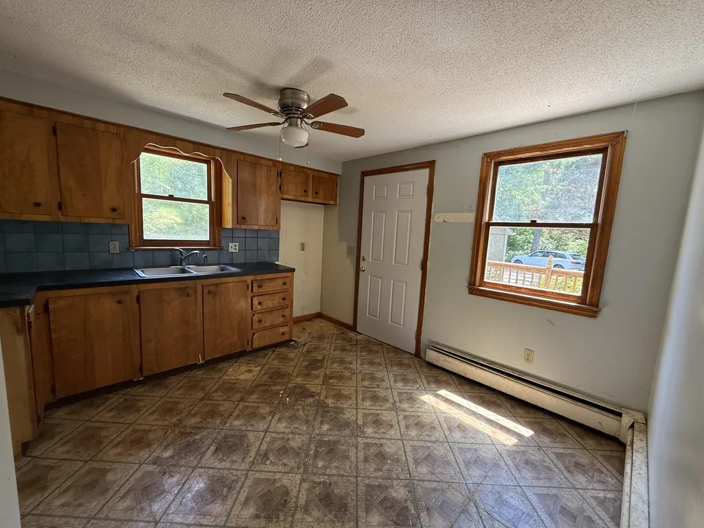 285 Manchester Road Standish ME 04085