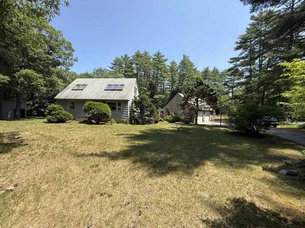 285 Manchester Road Standish ME 04085