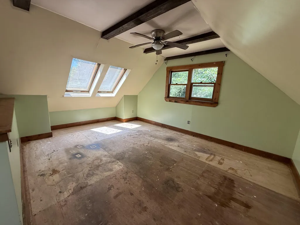 285 Manchester Road Standish ME 04085