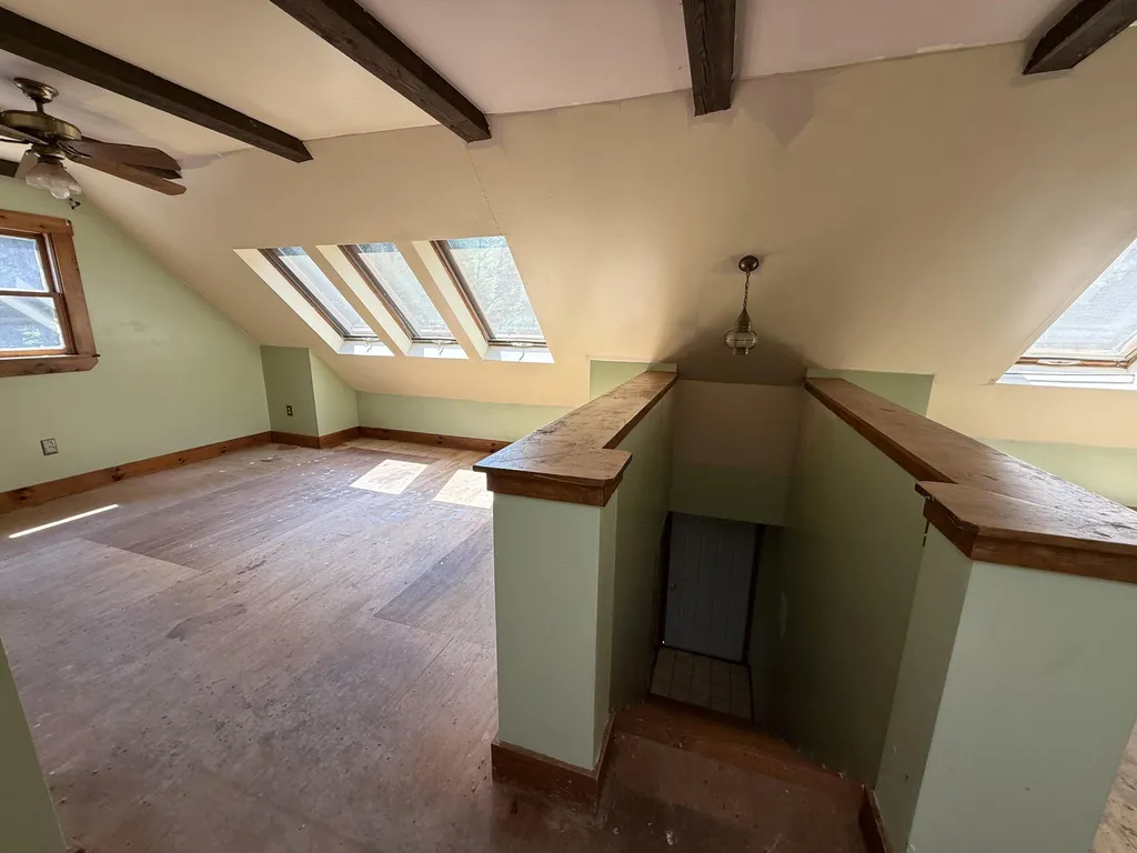 285 Manchester Road Standish ME 04085