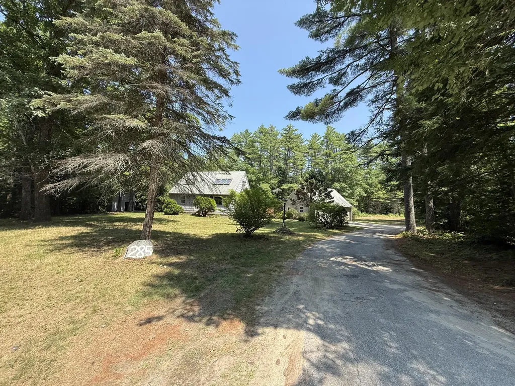 285 Manchester Road Standish ME 04085