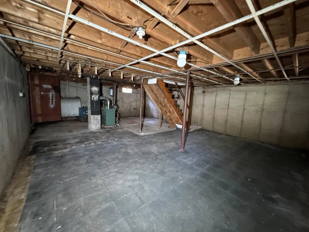 285 Manchester Road Standish ME 04085