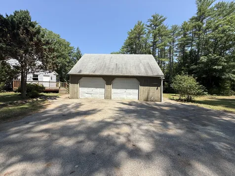285 Manchester Road Standish ME 04085
