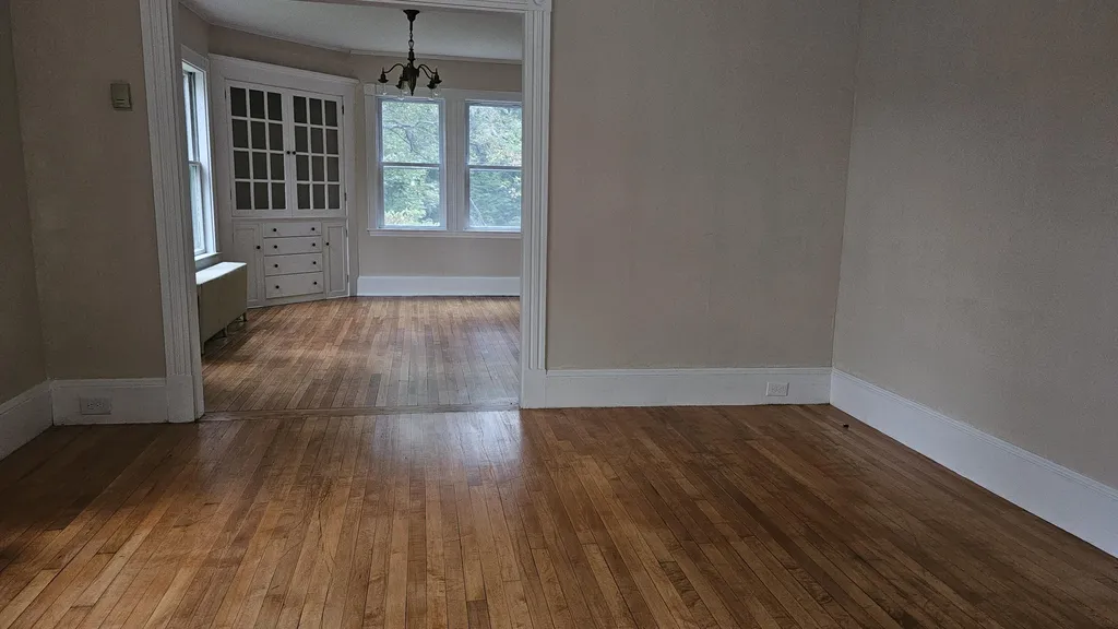 48 Pine Street Paris ME 04281