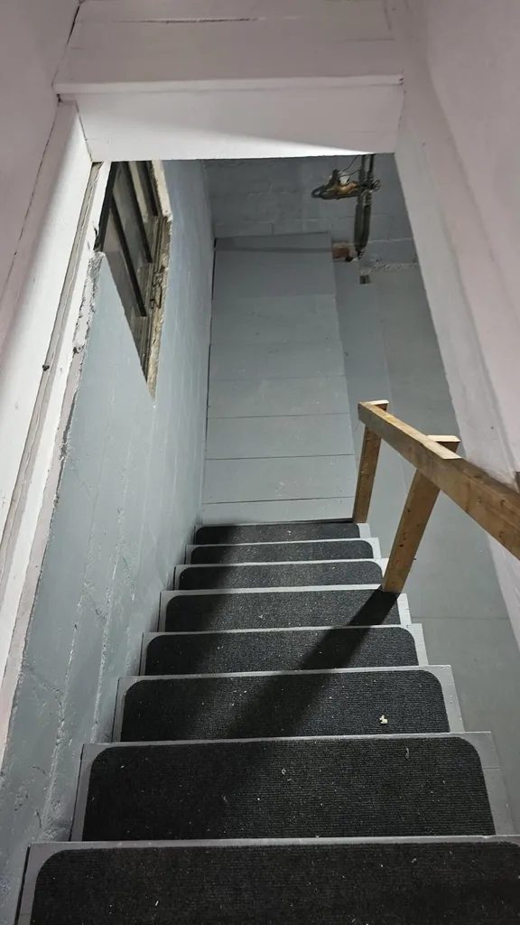 48 Pine Street Paris ME 04281