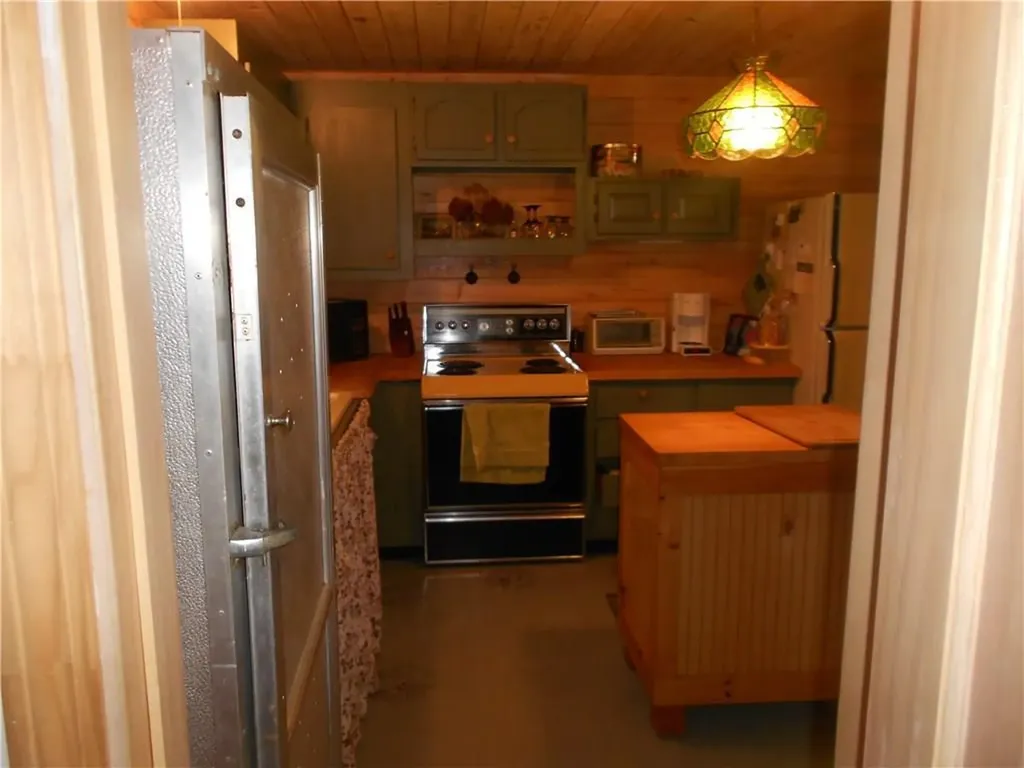 67 Cotton Brook Road Dover-foxcroft ME 04426