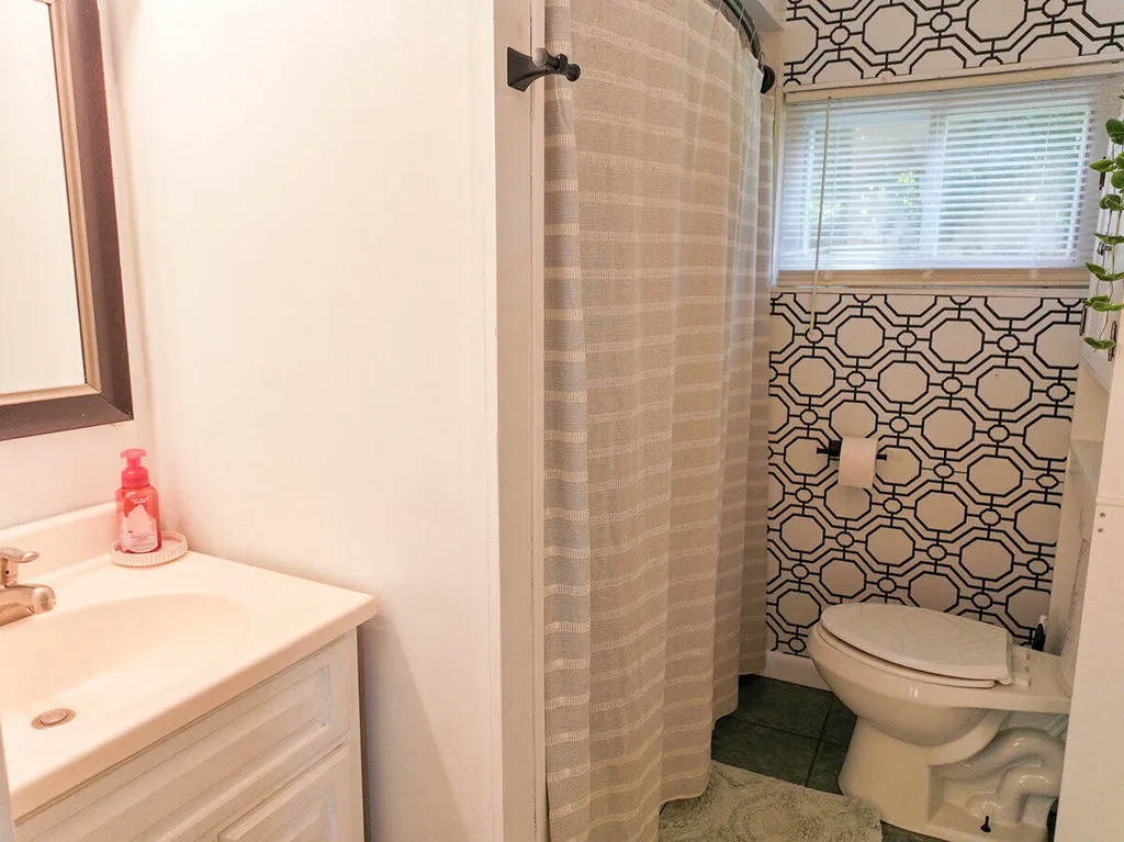 6 Jacqueline Avenue Lewiston ME 04240