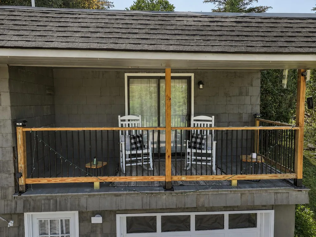 6 Jacqueline Avenue Lewiston ME 04240