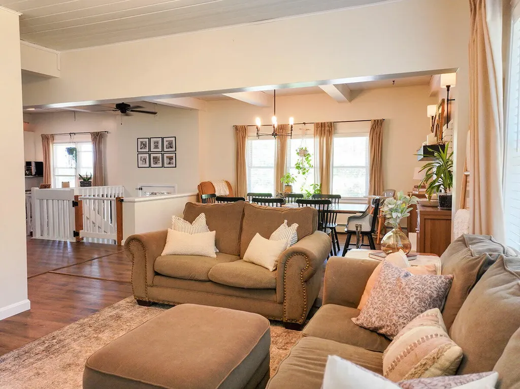 6 Jacqueline Avenue Lewiston ME 04240