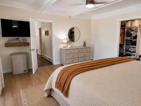 6 Jacqueline Avenue Lewiston ME 04240