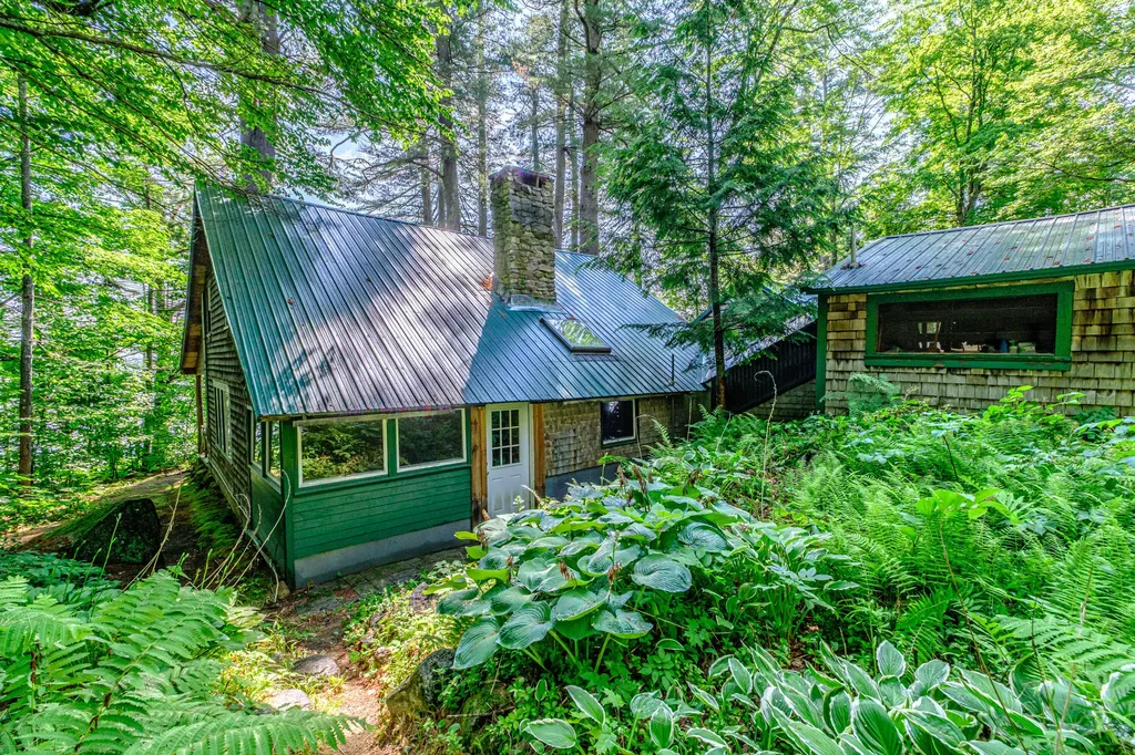 28 Pine Tree Road Waterford ME 04088