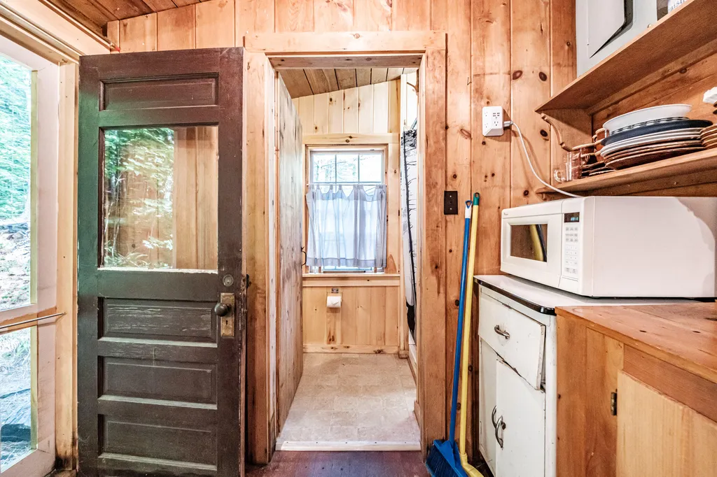 28 Pine Tree Road Waterford ME 04088