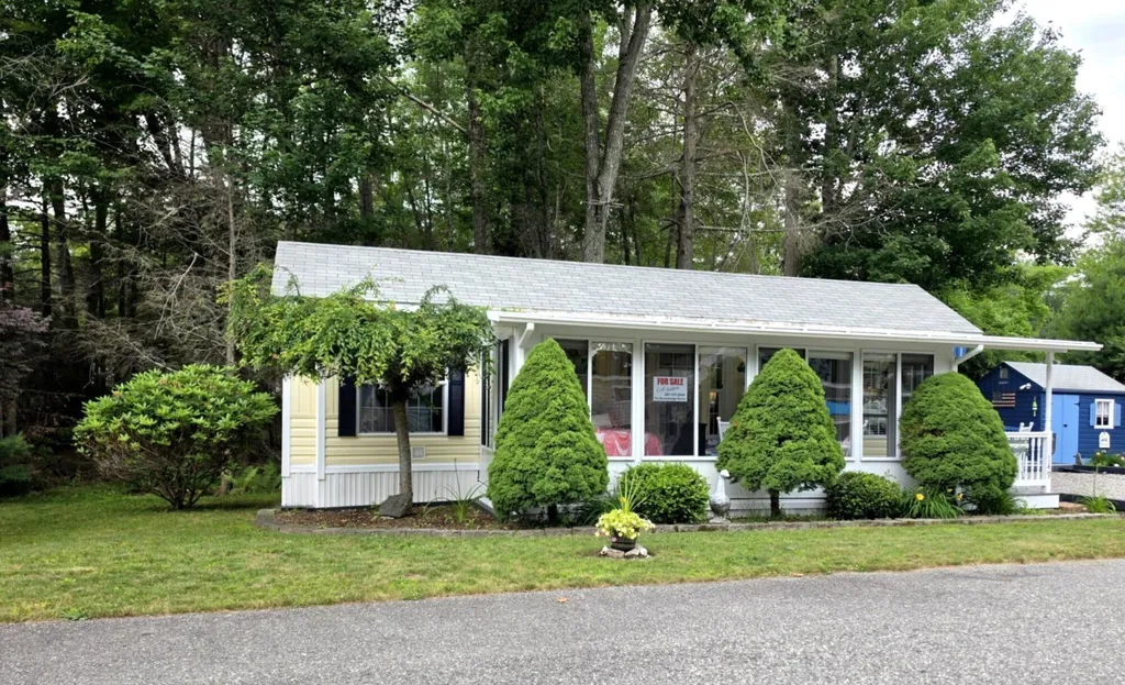 430 Post Road Wells ME 04090