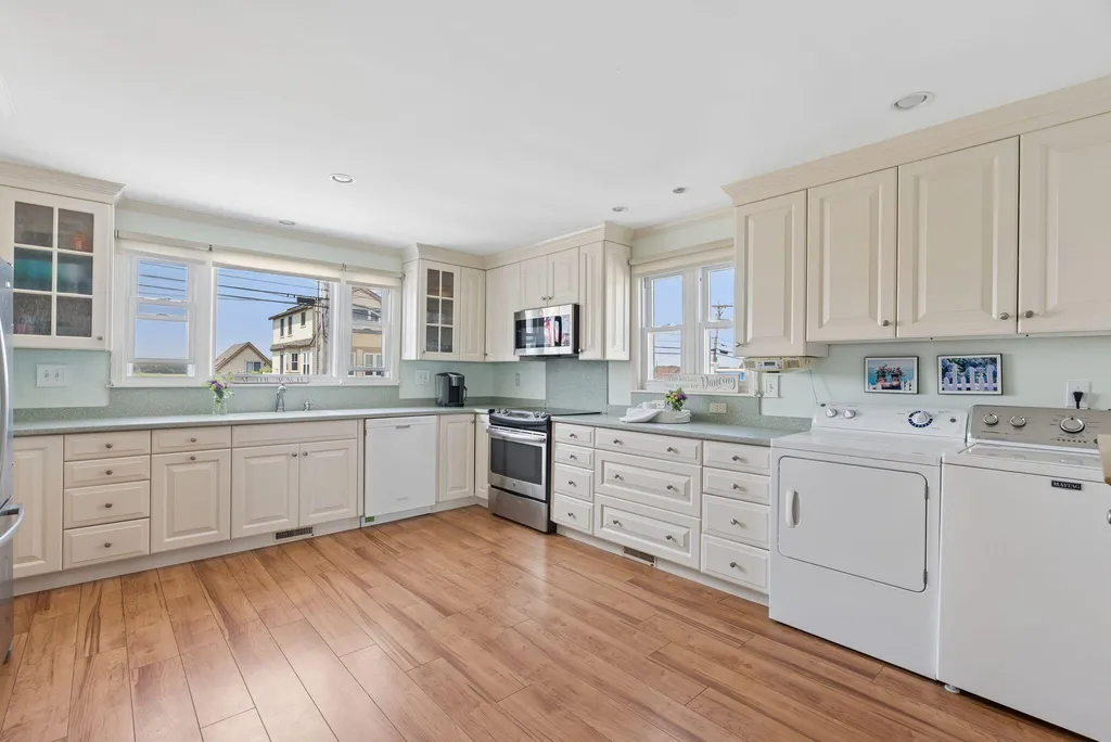 220 Webhannet Drive Wells ME 04090