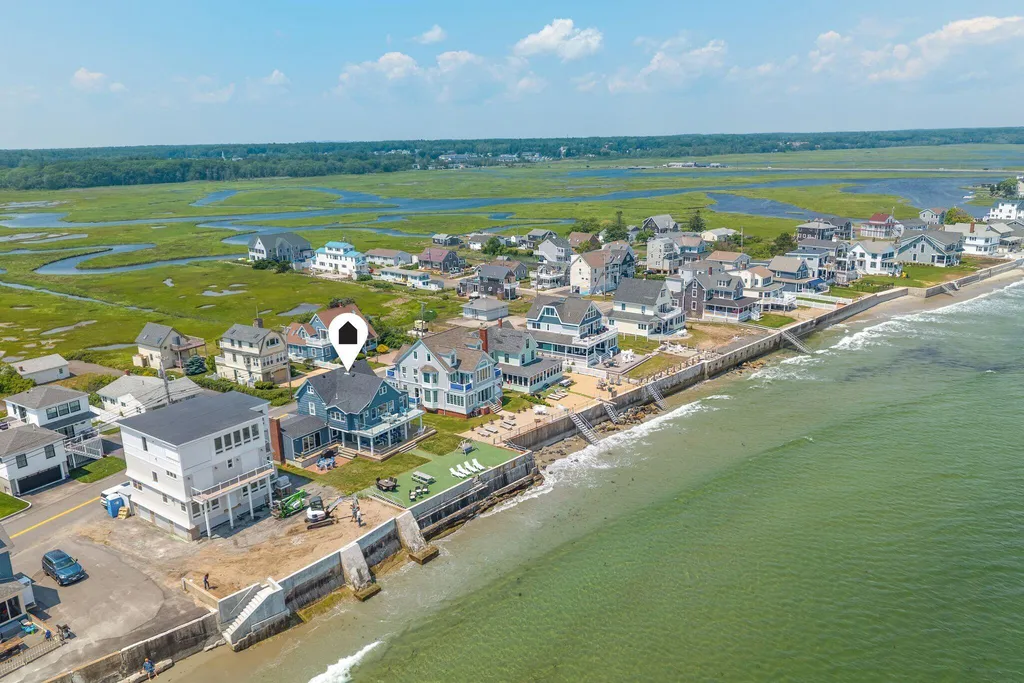220 Webhannet Drive Wells ME 04090