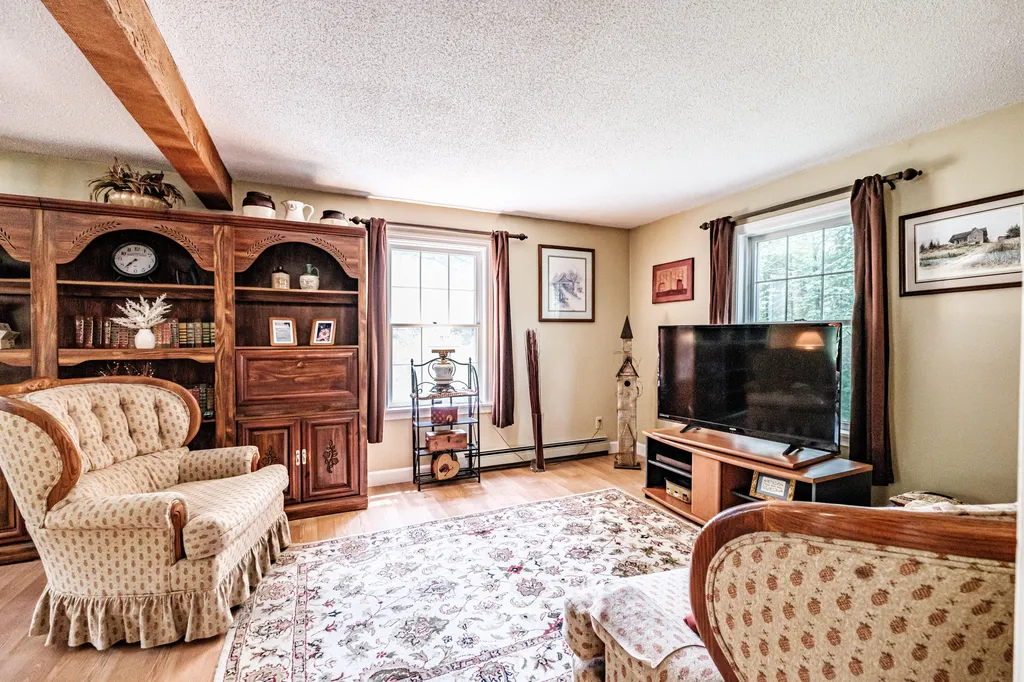60 Rainbow Farm Road Yarmouth ME 04096