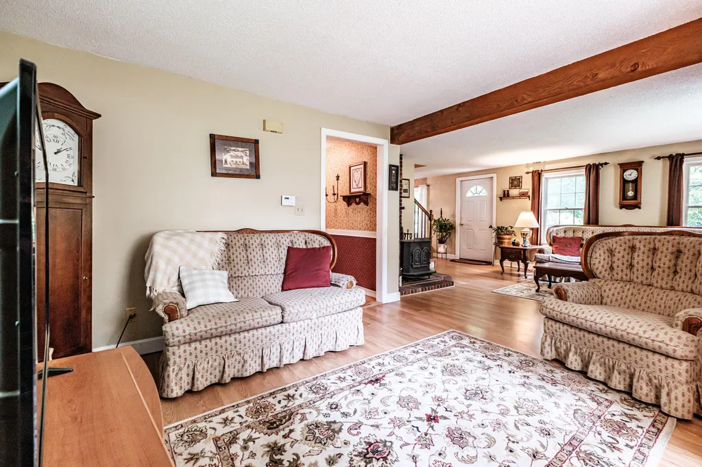 60 Rainbow Farm Road Yarmouth ME 04096