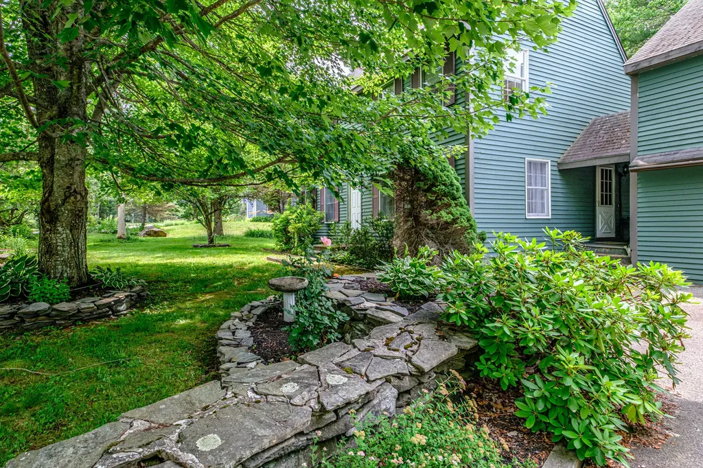 60 Rainbow Farm Road Yarmouth ME 04096