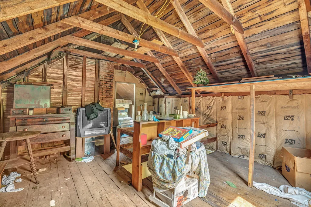 112 Water Street Randolph ME 04346