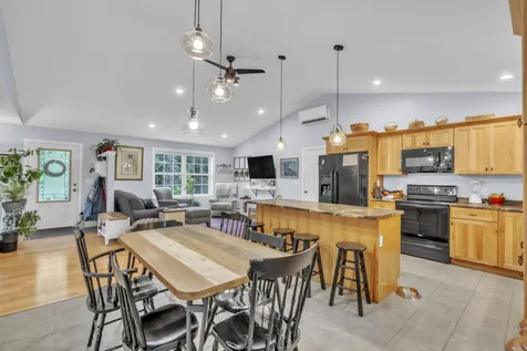 98 Pepin Road Sidney ME 04330
