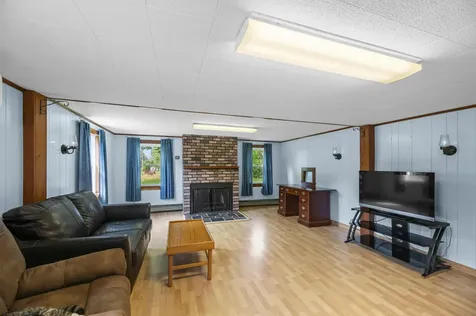 30 Back Searsport Road Belfast ME 04915