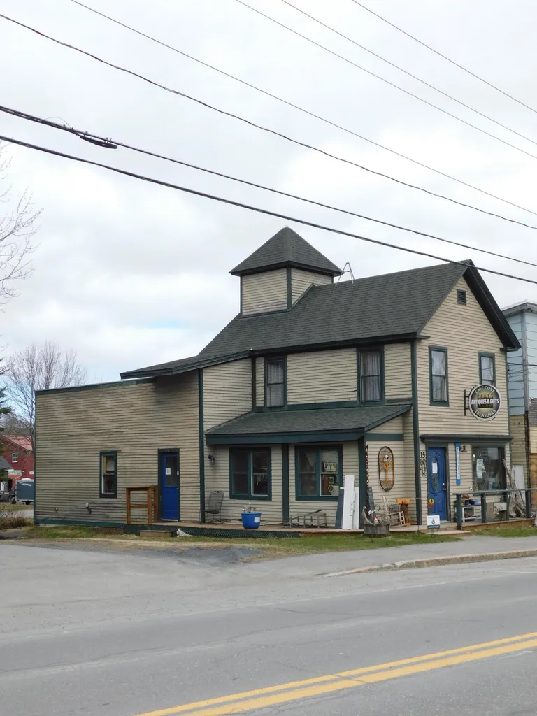 15 Moosehead Lake Road Greenville ME 04441