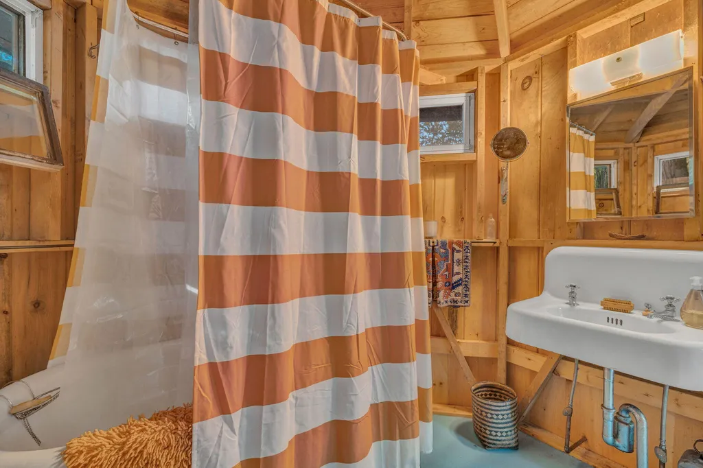116 Nickerson Lane Rome ME 04963