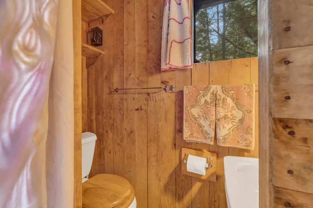 116 Nickerson Lane Rome ME 04963