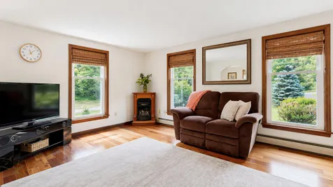 61 Broadturn Road Scarborough ME 04074
