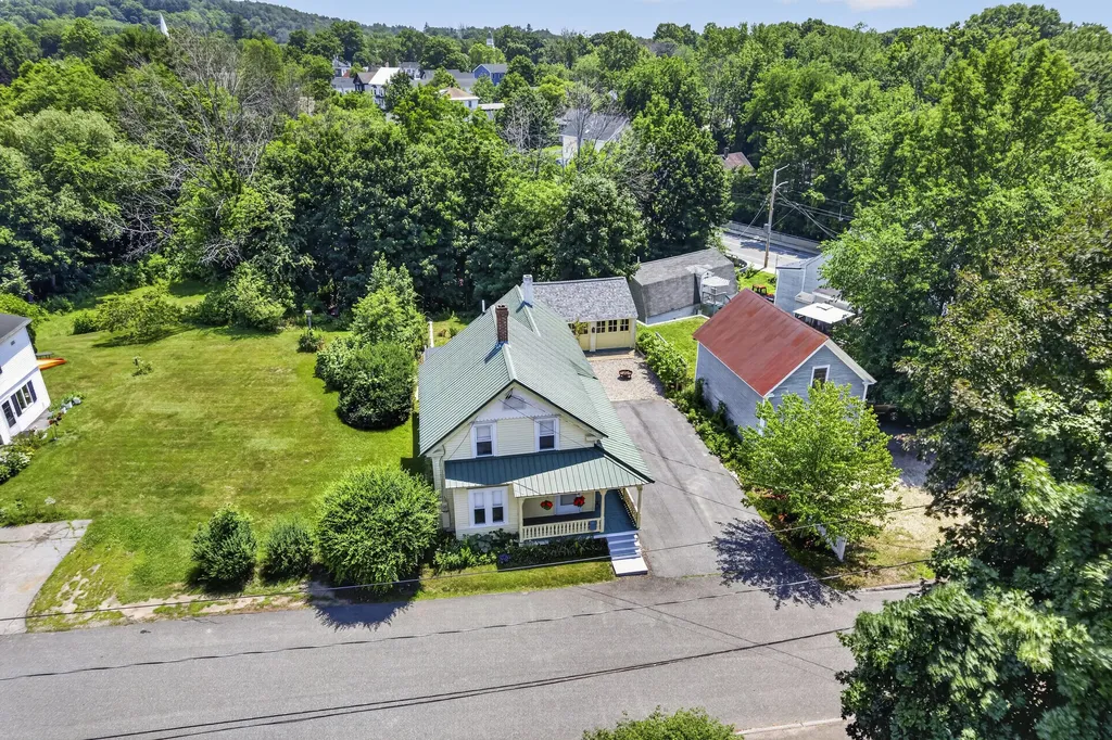 20 Tibbetts Street South Berwick ME 03908
