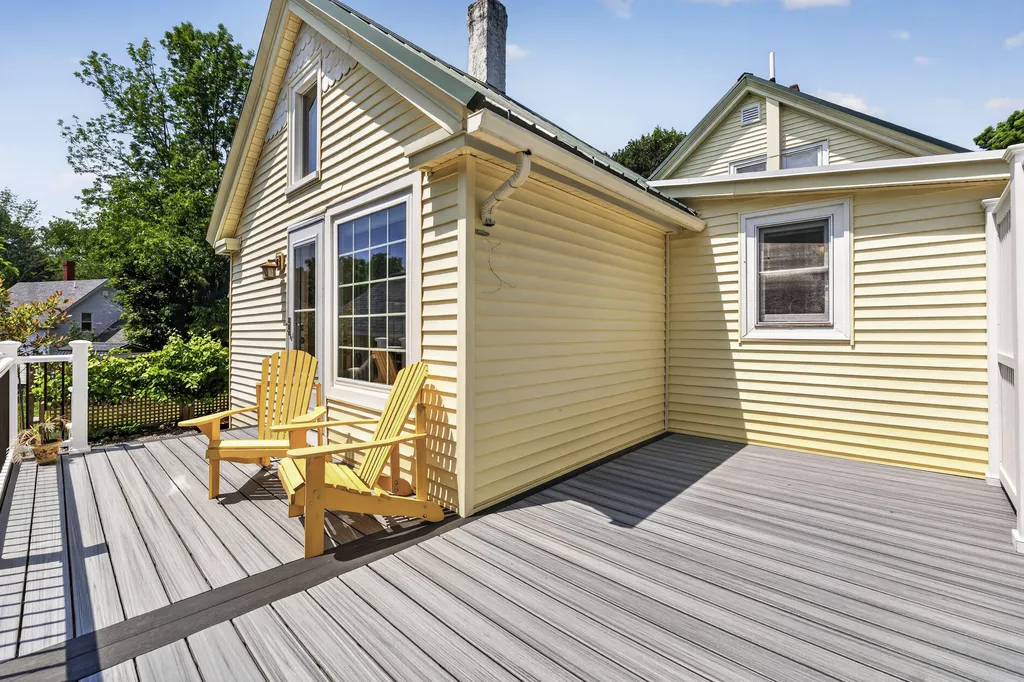 20 Tibbetts Street South Berwick ME 03908