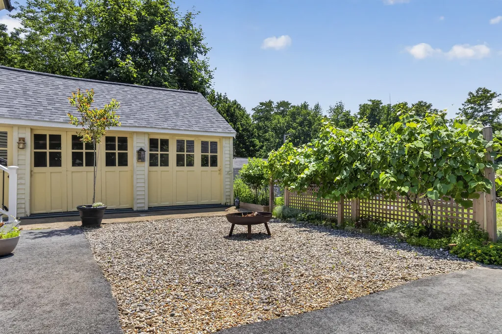 20 Tibbetts Street South Berwick ME 03908