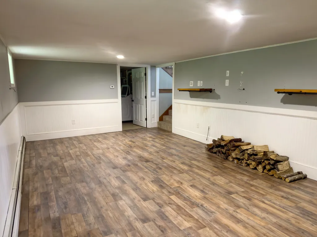 16 Hemlock Lane Union ME 04862