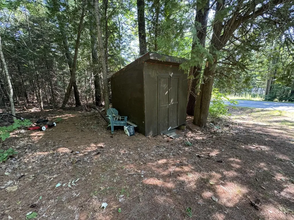 105 Lasselle Road Burnham ME 04922