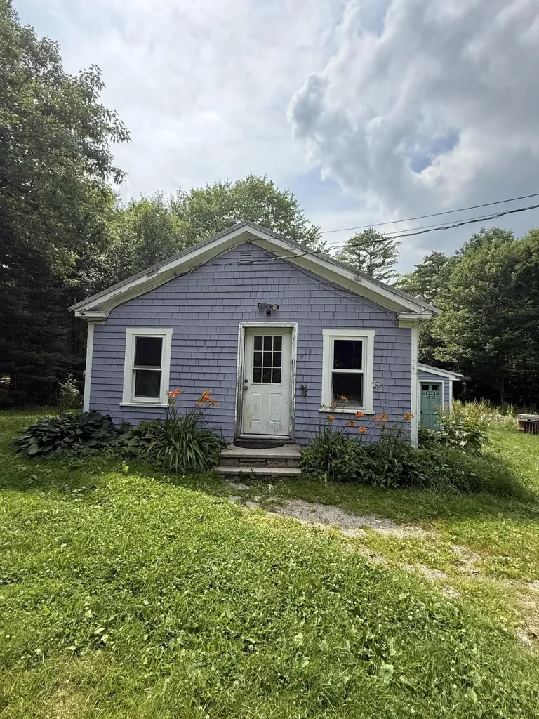 710 Hatch Road Auburn ME 04210