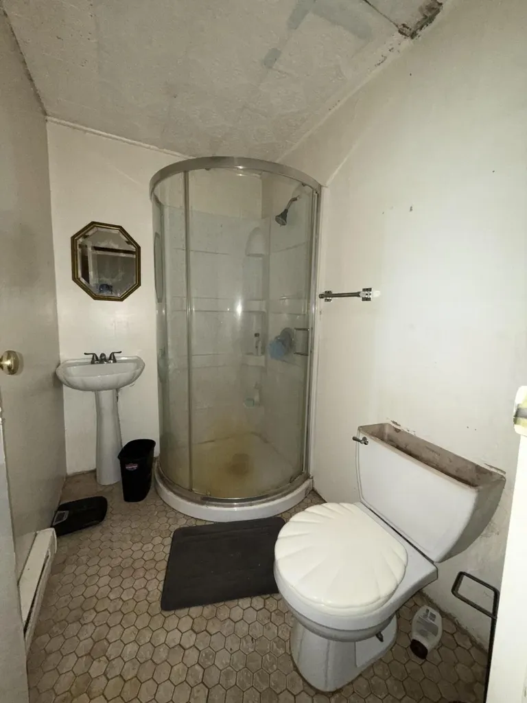 710 Hatch Road Auburn ME 04210
