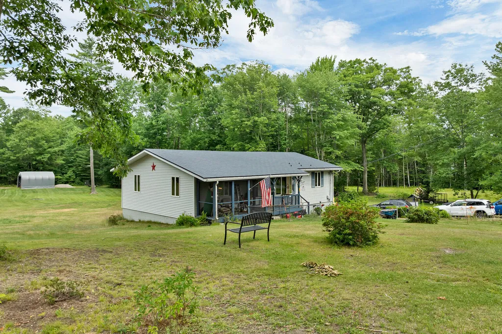10 Lavalley Road Sanford ME 04073
