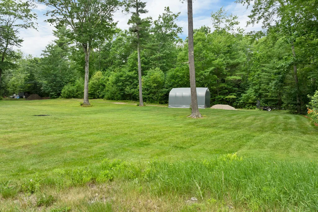 10 Lavalley Road Sanford ME 04073