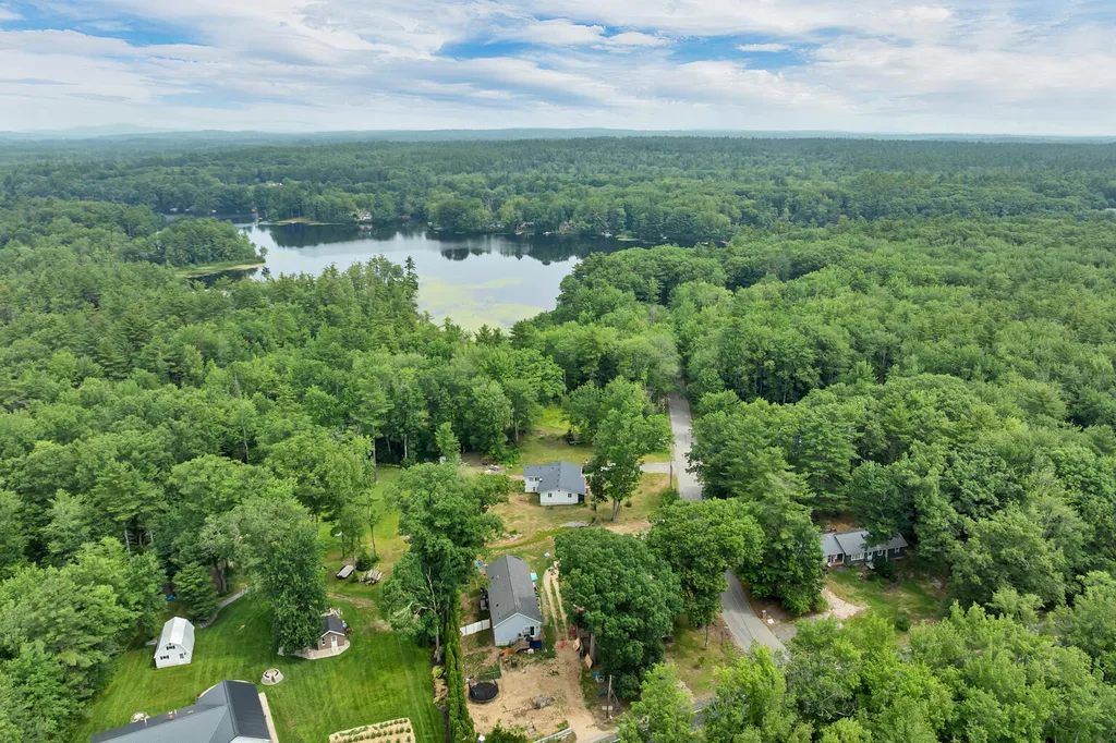10 Lavalley Road Sanford ME 04073