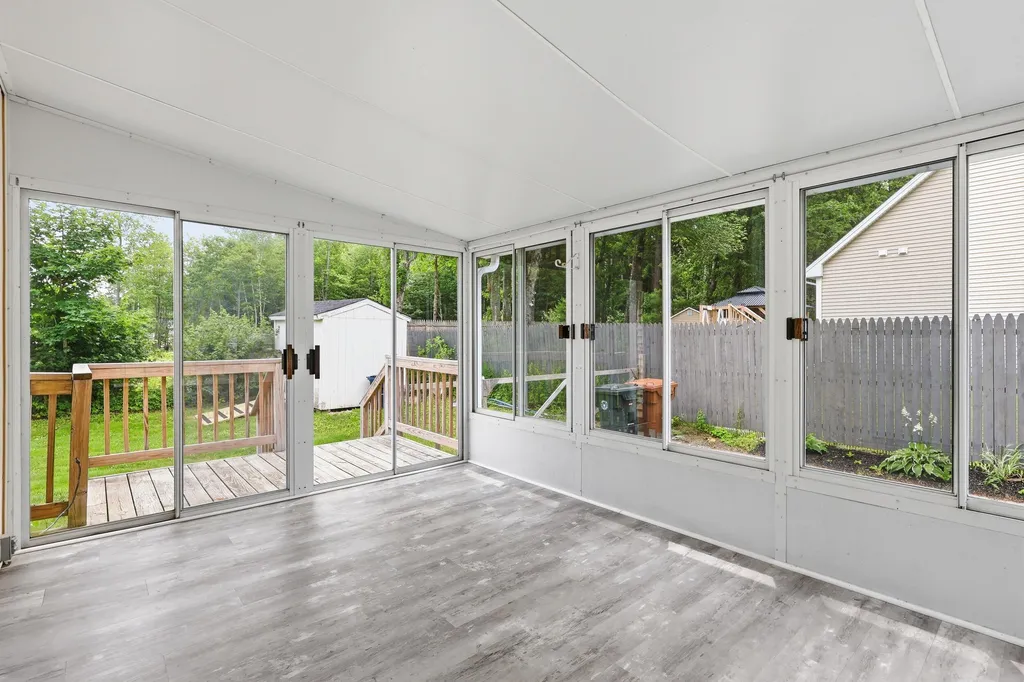 54 Glenwood Avenue Saco ME 04072