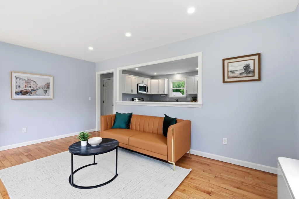54 Glenwood Avenue Saco ME 04072