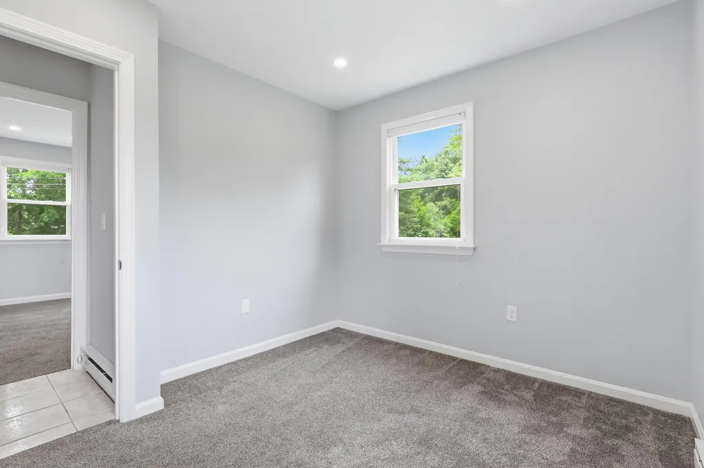 54 Glenwood Avenue Saco ME 04072
