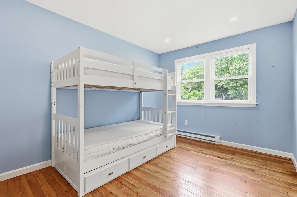 54 Glenwood Avenue Saco ME 04072