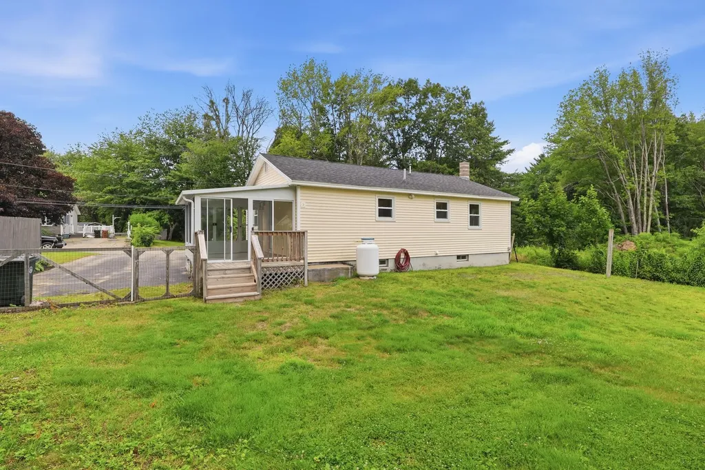 54 Glenwood Avenue Saco ME 04072