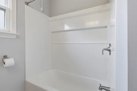 54 Glenwood Avenue Saco ME 04072