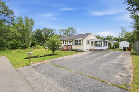 54 Glenwood Avenue Saco ME 04072